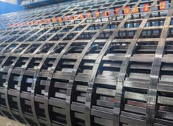 麟游钢塑土工格栅：基建“隐形脊梁”的绿色智造与长寿命进化论